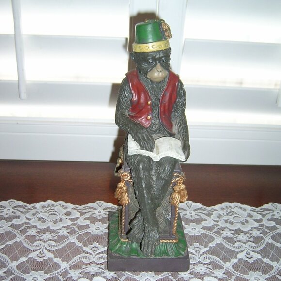 CBK 2001 Monkey With Fez Hat Reading A Book Resin Statue - Picture 1 of 5